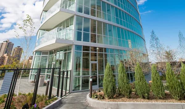 exterior-glassfacade